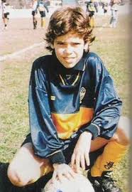 Fernando gago former footballer from argentina defensive midfield last club: Pin En Boca Juniors