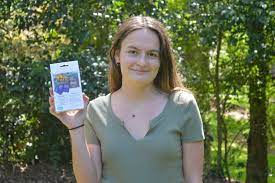 Thanks to zoe roth, dave roth, jack brownlee and anthony crider follow zoe at zoeroth follow. Queen Of Disaster Star Of Disaster Girl Internet Meme Graduating From Unc The Daily Tar Heel