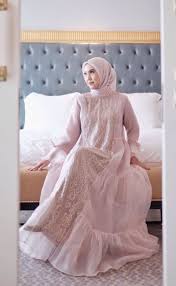 See more of hijab style fashion on facebook. All About Trend Hijab Outfits Hijab Tutorials And Hijab Fashion Inspirations Hijab Style Com