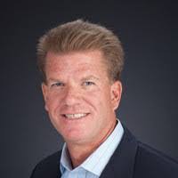 Chris Farthing's Instagram, Twitter & Facebook