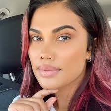 Ayana Parker's Instagram, Twitter & Facebook