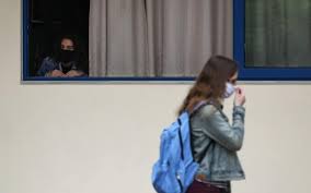 Γίνετε υποψήφιος/υποψήφια για τον δειγματοληπτικό έλεγχο για covid19. Lykeia Epistrofh Sta 8rania Ti Isxyei Gia Self Test Kai Metra Prostasias Typosthes
