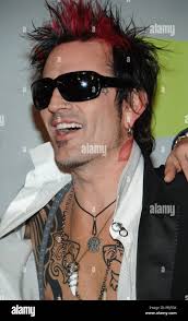 Tommy Lee ( Supernova ) arriving at the BIG VH-1 06 Awards