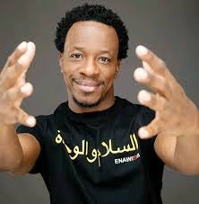 Tanya Sage's Instagram, Twitter & Facebook