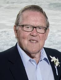 Scott Moen's Instagram, Twitter & Facebook