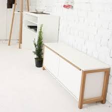 Meuble A Chaussures Northgate En Chene Et Laque Blanc Decoclico Meuble Chaussure Meuble Deco Entree Maison
