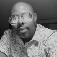 Pandan jounnen grèv la m te pwofite pase tan ak plizyè timoun nan la ri a.  Se te vrèman yon kontantman pou yo itilize kamera ak mikwo pou fè repòtaj  sou pwòp