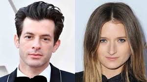 In april 2002, schmidt accepted the offer and together with her husband moved to miami, florida where telefutura has its headquarters. Meryl Streep S Daughter Grace Gummer And Mark Ronson Engaged