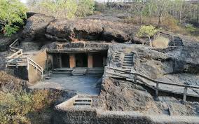 Kanheri Caves and The Golden Pagoda ...