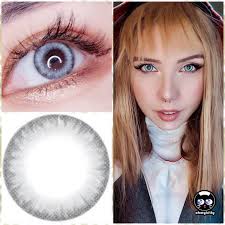 Crystal Gray's Instagram, Twitter & Facebook