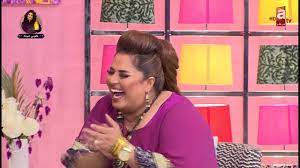 هيا الشعيبي كانت فيما قبل قد نشرت صورا لوالدتها ولكن الأم ظهرت في تلك الصور وهي مرتدية الحجاب، فيما الصورة الأخيرة جاءت بدون. Ø³Ø§Ø¹Ø© Ù…Ù† Ø§Ù„Ø¶Ø­Ùƒ Ù…Ø¹ Ù‡ÙŠØ§ Ø§Ù„Ø´Ø¹ÙŠØ¨ÙŠ ÙˆØ¹Ø¨Ø¯Ø§Ù„Ù„Ù‡ Ø§Ù„Ø·Ù„ÙŠØ­ÙŠ ÙˆØ±Ø§Ù…Ø¨Ùˆ ÙˆØ§Ù„Ø¬Ù†ÙŠ Ø§Ù„Ù‡Ù†Ø¯ÙŠ ÙØ§Ù†ÙˆØ³ Ù‡ÙŠÙˆÙ†Ø© Youtube