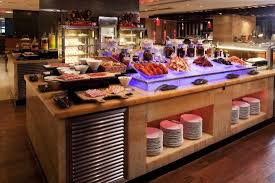 Bistro On The Mile Buffet Counter Picture Of Bistro On The Mile At Holiday Inn Golden Mile Hong Kong Tripadvisor