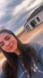 Jacqueline Schoen's Instagram, Twitter & Facebook