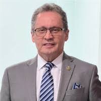 Nelson Zavala's Instagram, Twitter & Facebook