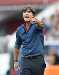 Das beweist bundestrainer joachim löw in. Joachim Low And Mats Hummels Call German Fans Disgusting After Nazi Chants In Prague