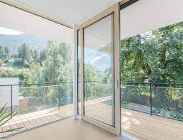 Grossflachige Verglasungen Grosse Fenster Fensterdimensionen Xl Xl Fenster Nur Glas Glasfenster Nurglase Entrance Door Design Windows And Doors Door Design