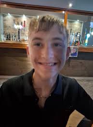 Anyone able to add the right ear. He had it down in this picture