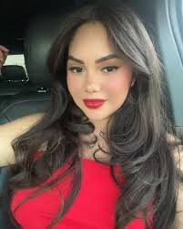 Arlene Rose's Instagram, Twitter & Facebook