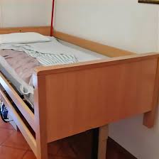 Letto matrimoniale a ribalta verticale girevole. Letto Elettrico Disabili Usato In Italia Vedi Tutte I 61 Prezzi
