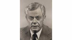 Norman Itzkowitz, authority