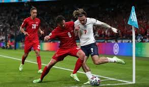 Il gol di kane inghilterra danimarca inghilterra danimarca il presunto fallo da rigore su sterling 2 inghilterra danimarca inghilterra danimarca boris johnson raheem sterling sterling. Az Iqjj9etqjgm
