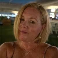 Tracey Rhoades's Instagram, Twitter & Facebook