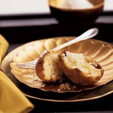 Place a garlic slice in each slit. Potato Side Dishes Food Wine