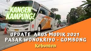 Pasar wonokriyo biasa disebut pasar gombong, karena dia menjadi pasar terbesar di kecamatan gombong, kabupaten. Berita Tekiini Update Lalin Arus Mudik 2021 Sekitar Pasar Wonokriyo Gombong Kebumen Youtube