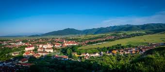 Otelin konumu conacul maria theresa misafirlere orlat bölgesinde, havaalanı yakınında ve dumbrava sibiului ulusal parkı ile 10 dakika sürüş mesafesinde konaklama fırsatı sunuyor. Conacul Maria Theresa Un Conac Imbracat In Poveste