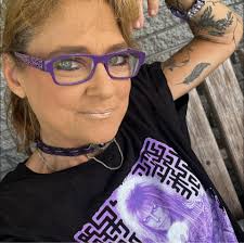 What is up with the truck with the chucky's see it everywhere and they are  always blown up with windows down. Seems weird but who knows.