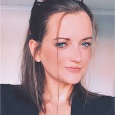 Meet Laura Moe, OD 😊 Dr. Moe is a Minnesota native, graduating from The…