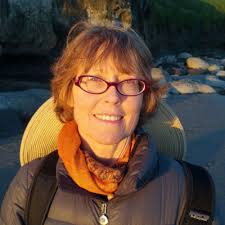 S6:E16 Chopsy Gutowski & Roxi Power in Conversation by The Hive Poetry  Collective