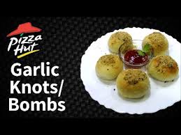 Make Garlic Knots Garlic Cheesy Bombs Like Pizza Hut At Home Youtube