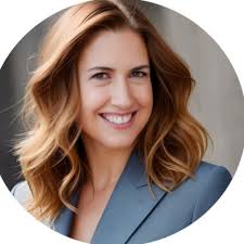 Feel fortunate to connect my PR Campaigns students with this group of  talented PR graduates from Kent State University School of Media and  Journalism. They're providing guidance to their student…