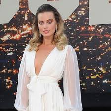 2 июля 1990, дэлби, квинсленд, австралия) — австралийская актриса и кинопродюсер. Margot Robbie Wants Prince Harry And Duchess Meghan To Give La Move Time People Tulsaworld Com