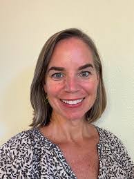 Brenda Sol's Instagram, Twitter & Facebook