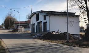 Geplant ist, die angrenzende garage zu erweitern und daraus wohnraum/flachbau zu schaffen. Garage In Breitenbrunn Sorgt Fur Arger Region Neumarkt Nachrichten Mittelbayerische