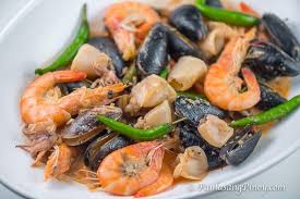 Seafood Bicol Express Panlasang Pinoy Recipe Mixed Seafood Recipe Seafood Recipes Veggie Dishes