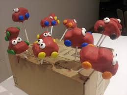 Последние твиты от lightning mcqueen (@lmqueen). Bild Lightning Mcqueen Cars Kuchen Basteln Handarbeiten