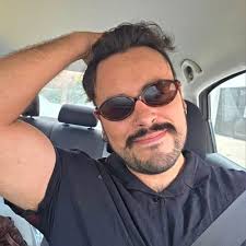 Christopher Juárez (@Chriss_2302)