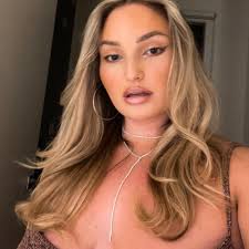 22 up-and-coming Gold Coast influencers to look out for in 2022