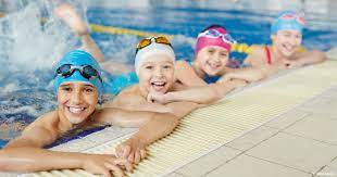 أفضل أماكن تعليم السباحة للأطفال بجدة والرياض | سوبر ماما