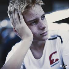 Przyrowski and Khavalkin dominate the OK-Junior Super Heats in Sarno