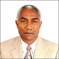 Note biographique : Adrian Patrick Strachan, Membre du Comité consultatif  indépendant pour les questions d'audit