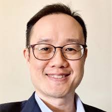 Jerome Sattler's Instagram, Twitter & Facebook