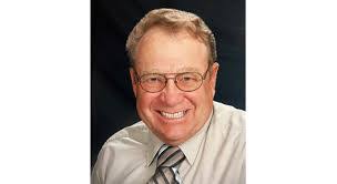 Rafael Saumell's Instagram, Twitter & Facebook