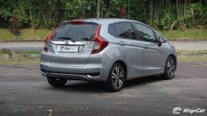 Perbezaan antara myvi baru dan jazz baru.anda akan pilih yang mana satu? Honda Jazz Vs Perodua Myvi Specs And Feature Details Wapcar