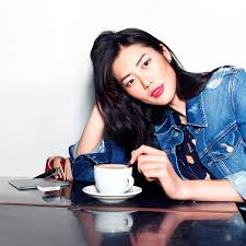 From root to tip, caffeine can help alleviate hair loss and promote new growth. How To Use Caffeine For Hair Growth And Shine In 2021
