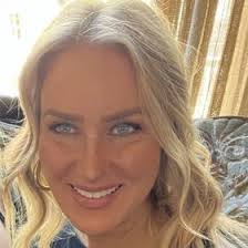 Stacy Connell's Instagram, Twitter & Facebook