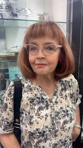 Introduction and photo sharing in a Facebook group